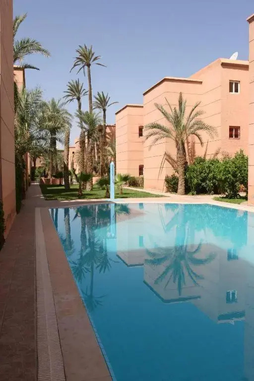 Riad Alaoui 146 with swimming pool and free parking