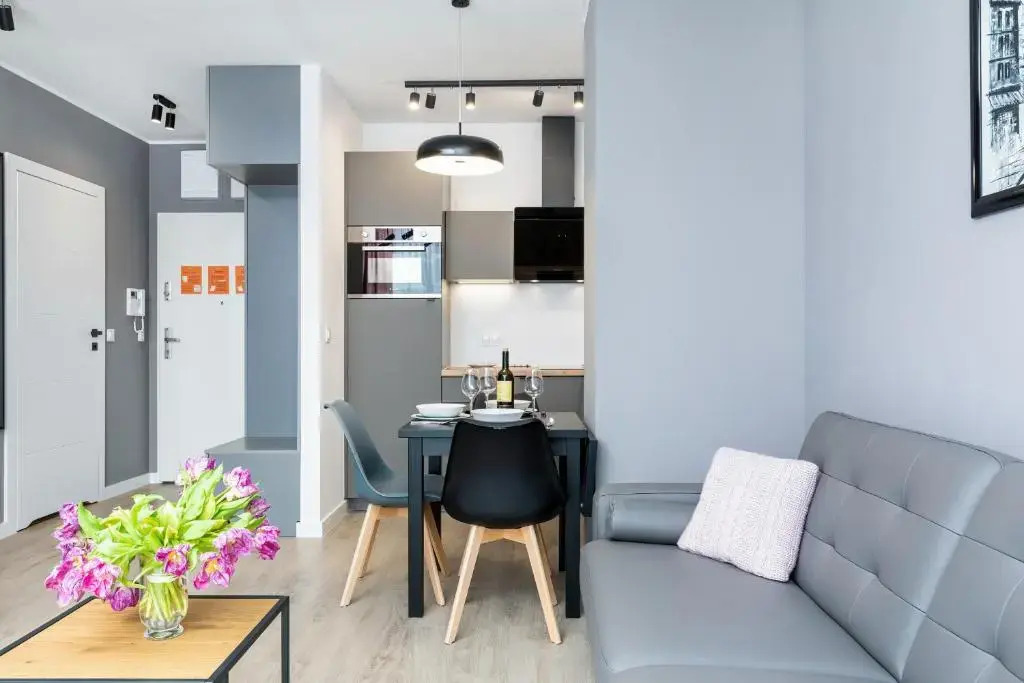 Modern City Center Apartments by Noclegi Renters