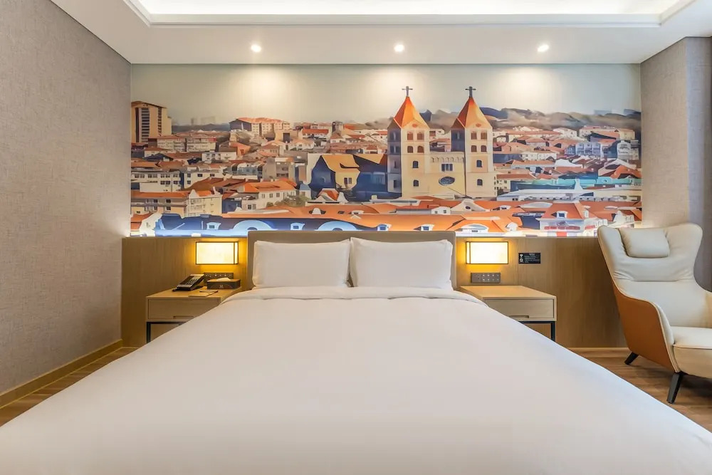 Joy Fall Hotel