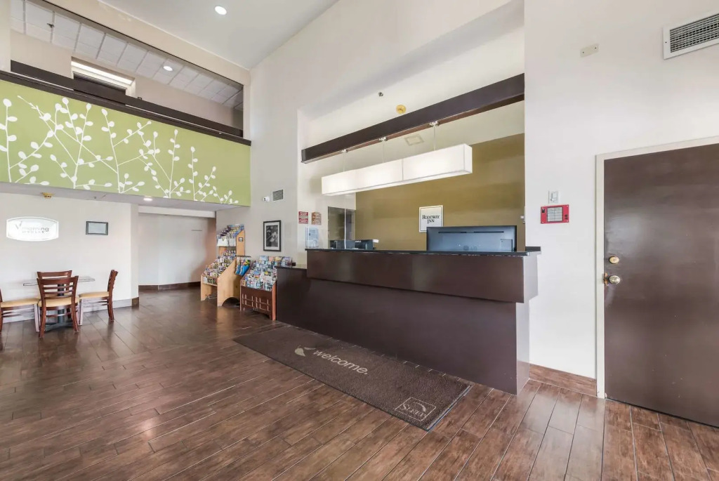 Studio 6 Suites - Knoxville, TN - Downtown