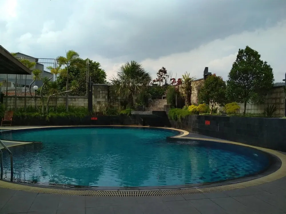 Brand New 2BR Grand Setiabudi Apartment By Travelio