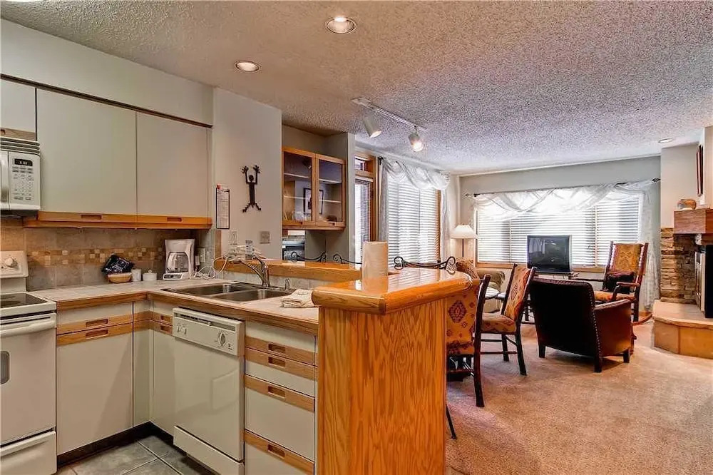 1210 Trappeur's Lodge, Trappeur's Crossing Apartment 1