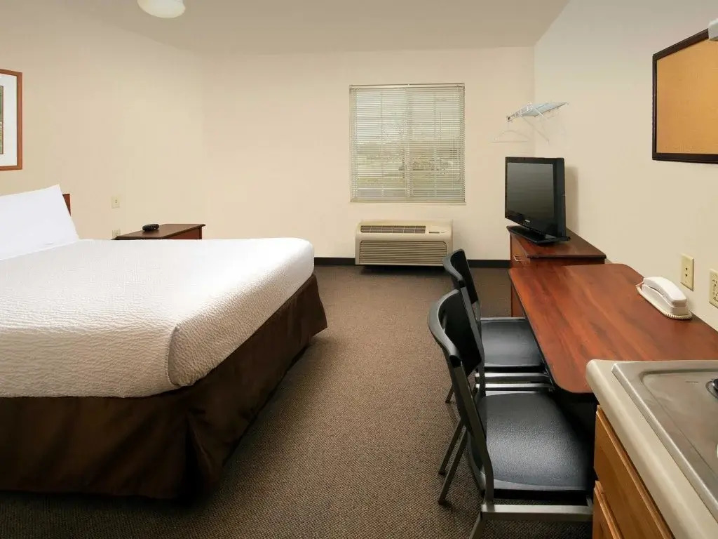 WoodSpring Suites Columbus North I-270