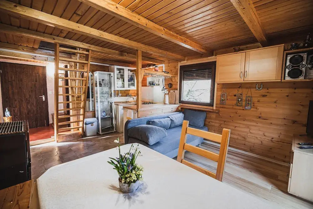Wooden Cabin Zurej with Hot Tub