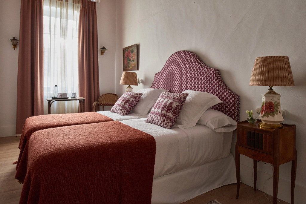 Cristine Bedfor Mahon Boutique Hotel