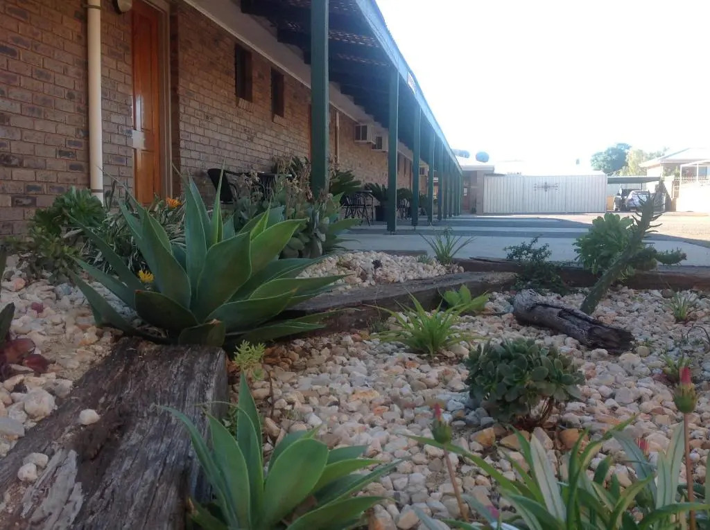 Tooleybuc Motel