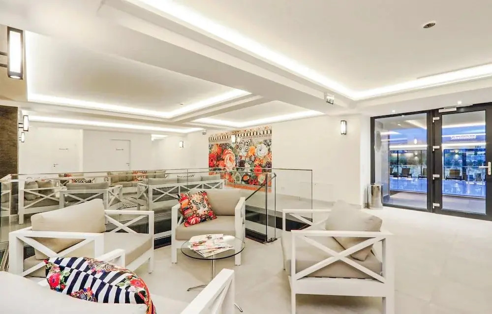 Prora Solitaire Apartments & SPA