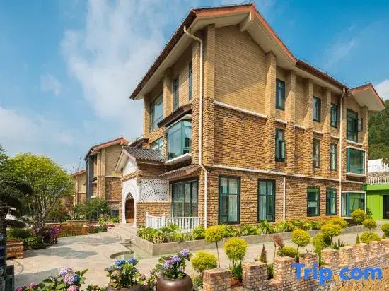 Zhimo Homestay (Wanfeng Linfenglin Huajing Branch)