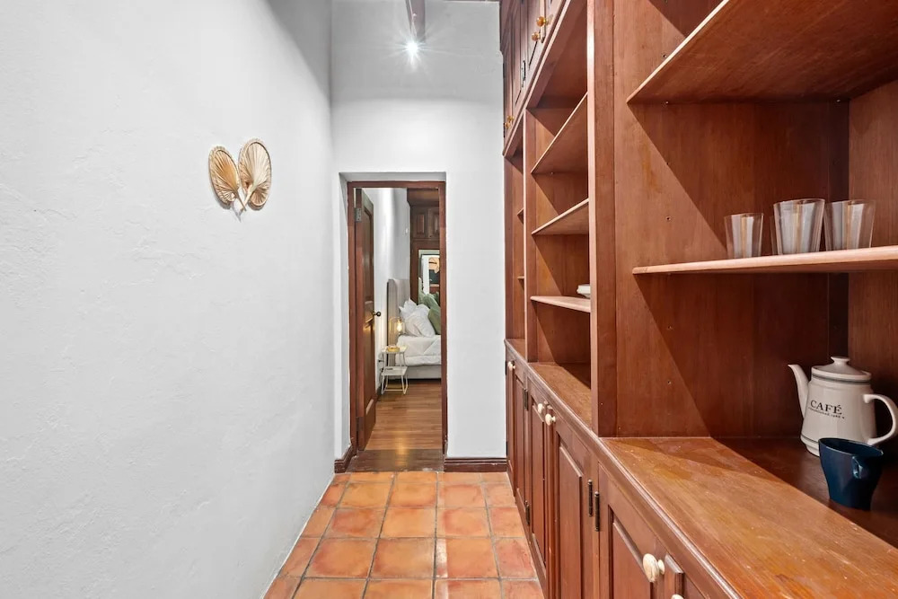 Otium Rentals Penthouse w 2 Terraces