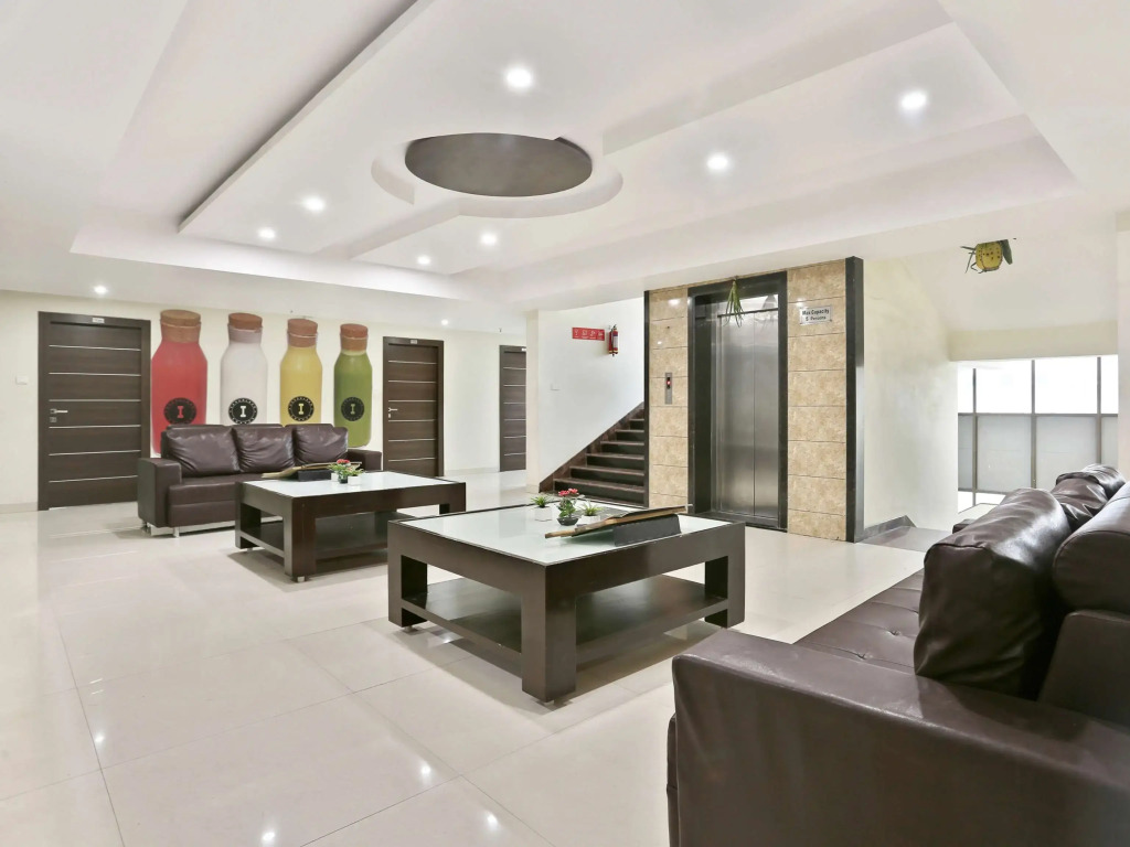 Hotel O Halcyon Deccan Inn