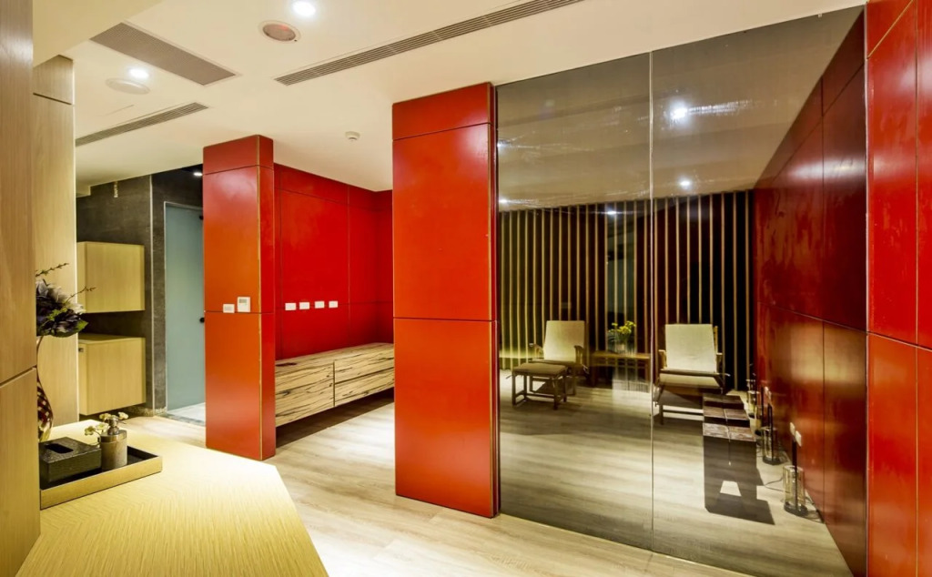 The HO Hotel