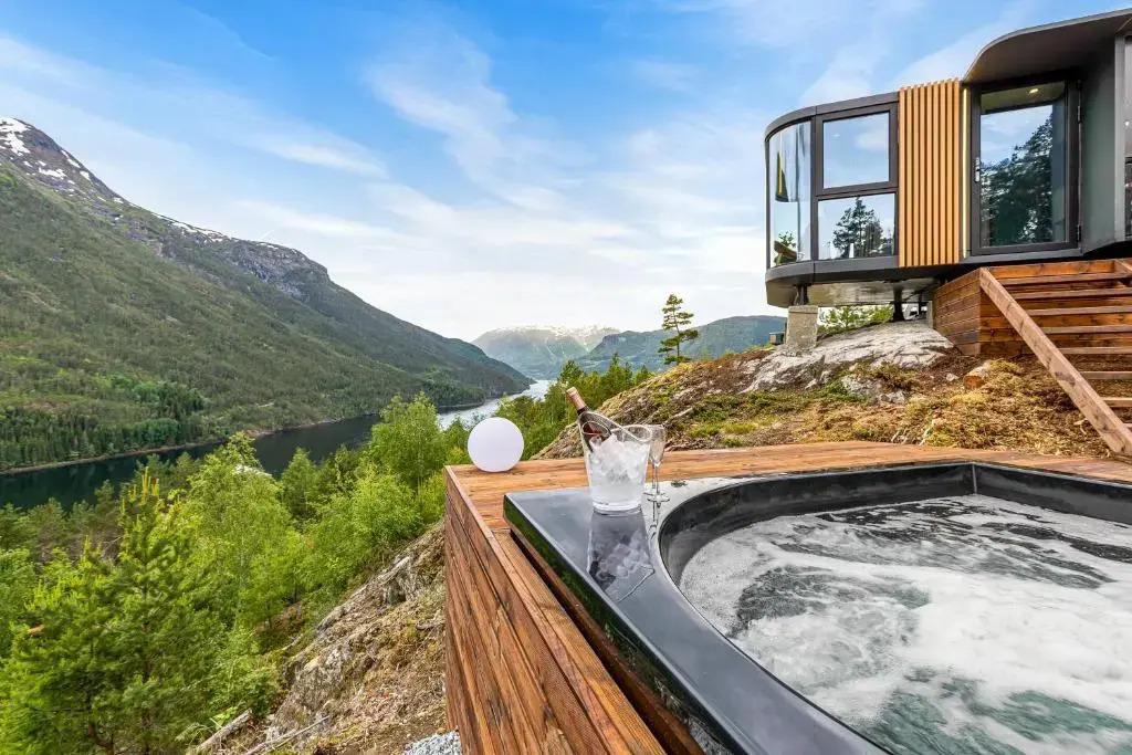 Sogndal Fjordpanorama - The atmosphere