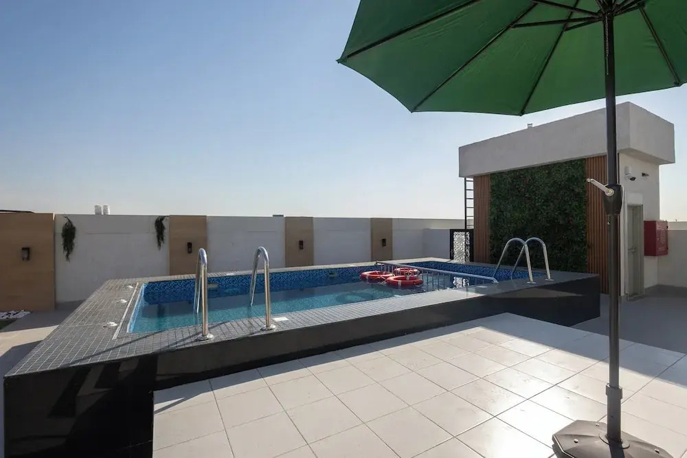 Tara Plus Hotel