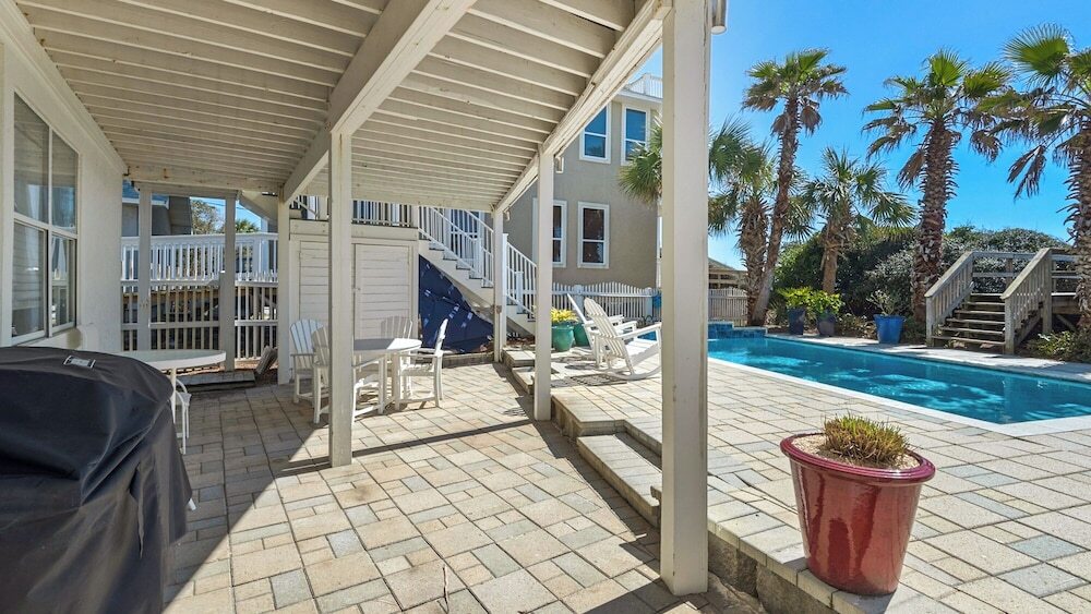 Gulf-front, Private Pool ~ Stunning Gulf Views From All Levels + Beach Setup
