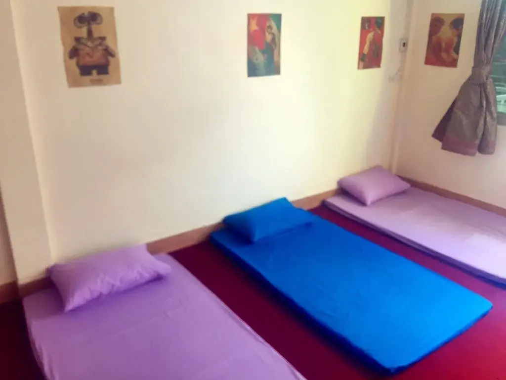 Small Elephant Hostel