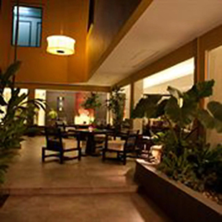 Regent Park Hotel