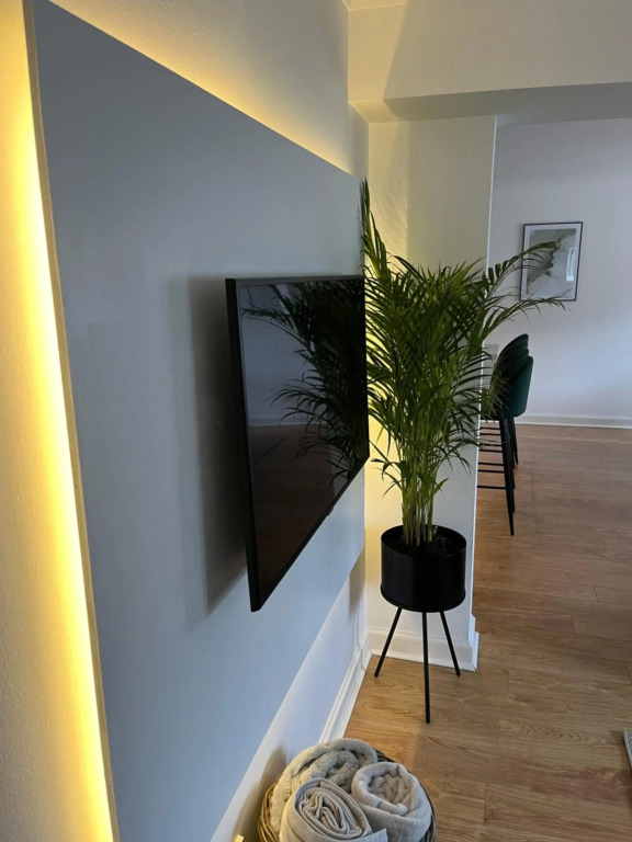 Lux 2 Bedroom Ground Floor Apartment