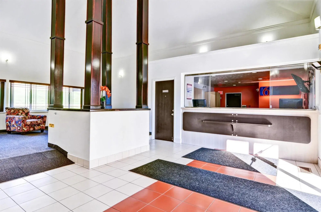 Quality Inn Coraopolis - Pittsburgh Airport