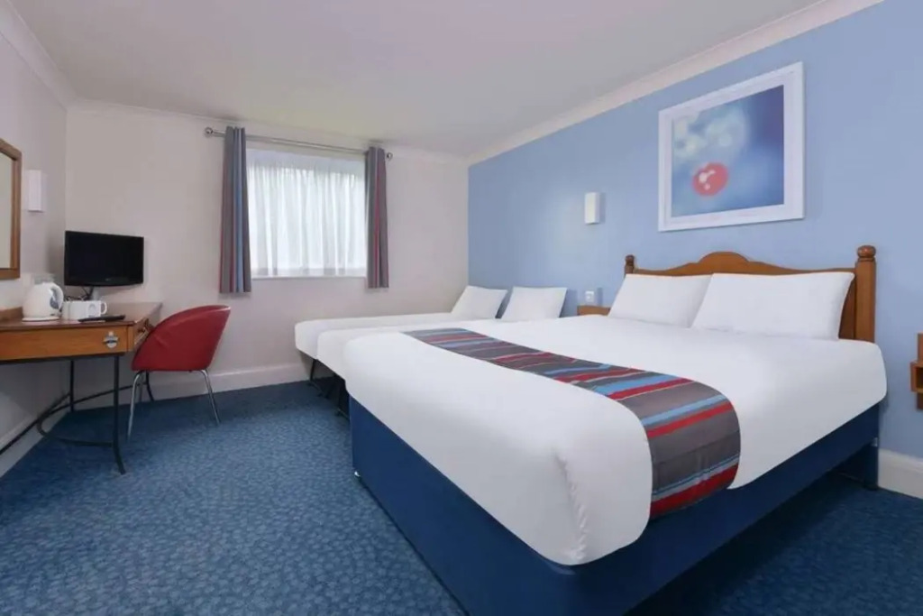 Travelodge Perth Central