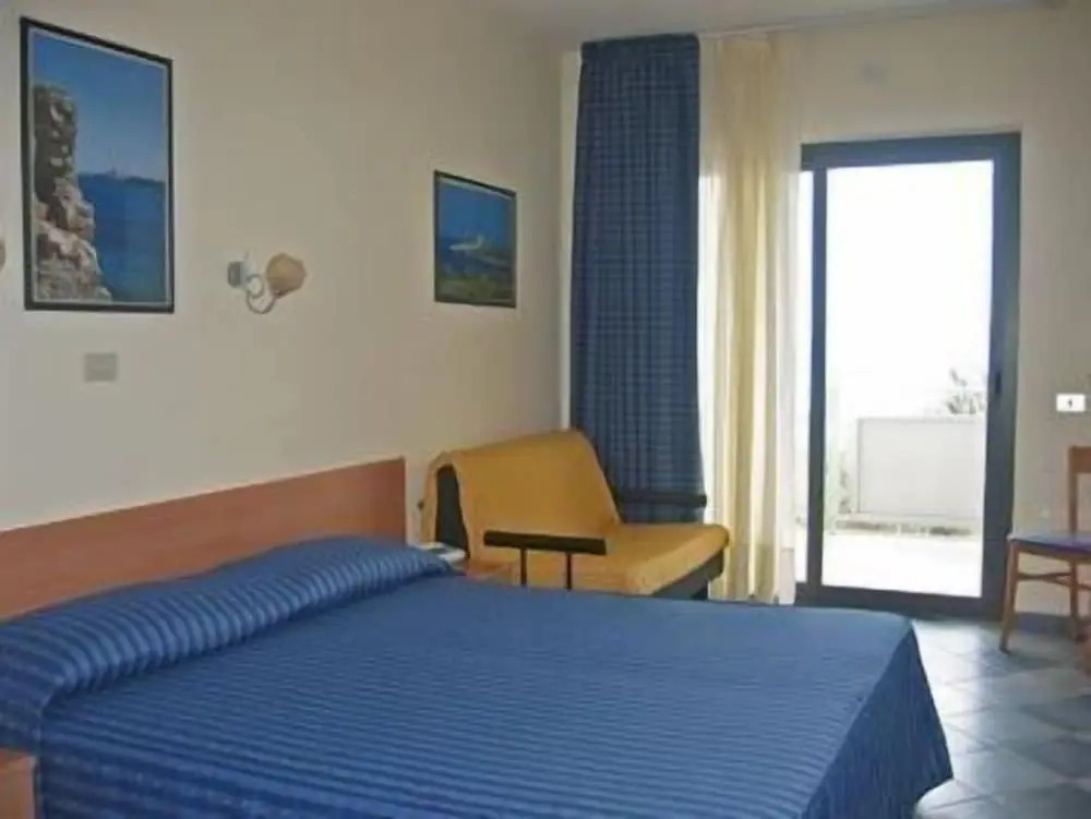 Hotel Jonic