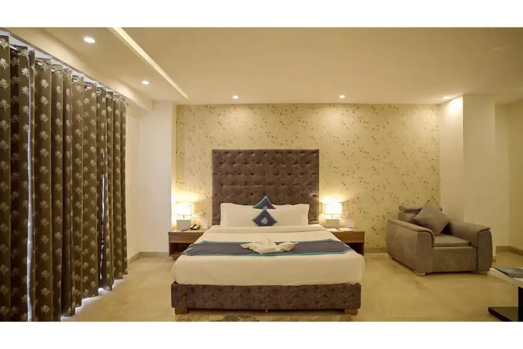 HOLYWATER Hotel by Ganga Kinare #150 mts from Ganga Ghat Rishikesh