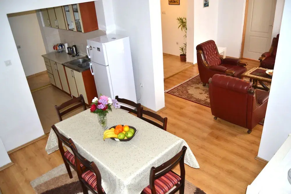 Apartments Dobrisa
