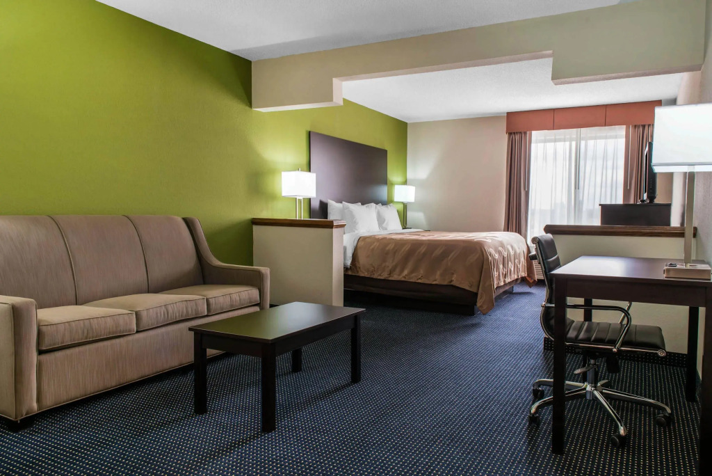 Quality Inn & Suites Anderson I-69