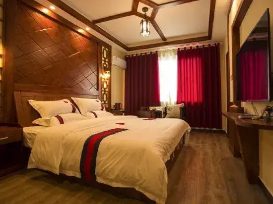 Linyun Shanju Hotel