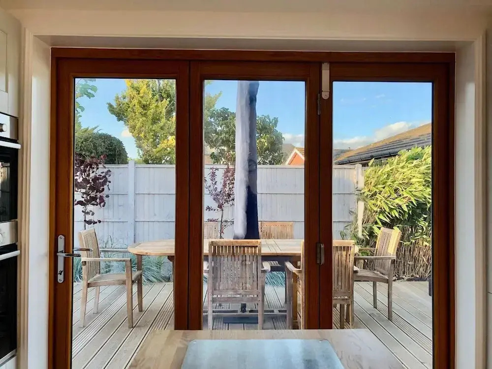 Charming Seaside Cottage - 5-min Walk to Beach