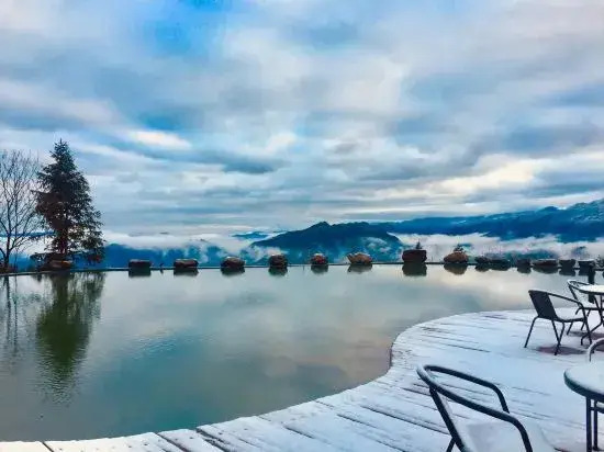 Chongqing Xingyu Xingyuan Tent Homestay please