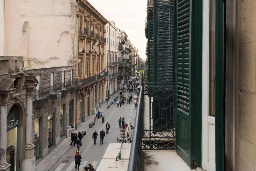 Palazzo Arone dei Baroni di Valentino