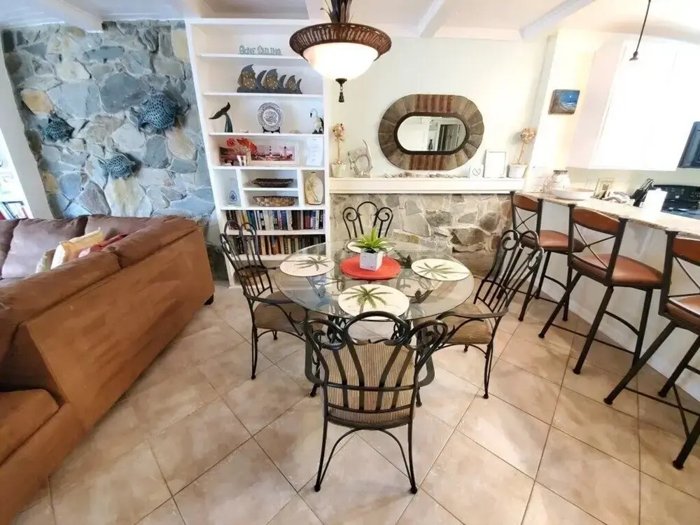 Island House B107