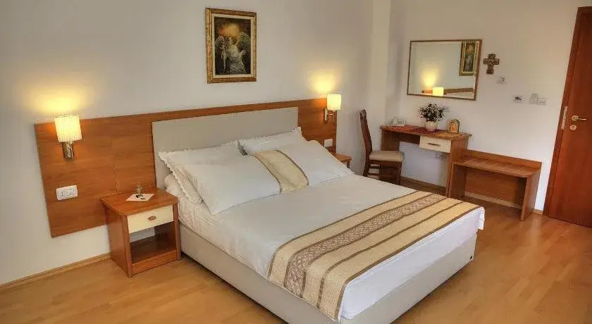 Hotel Leonardo
