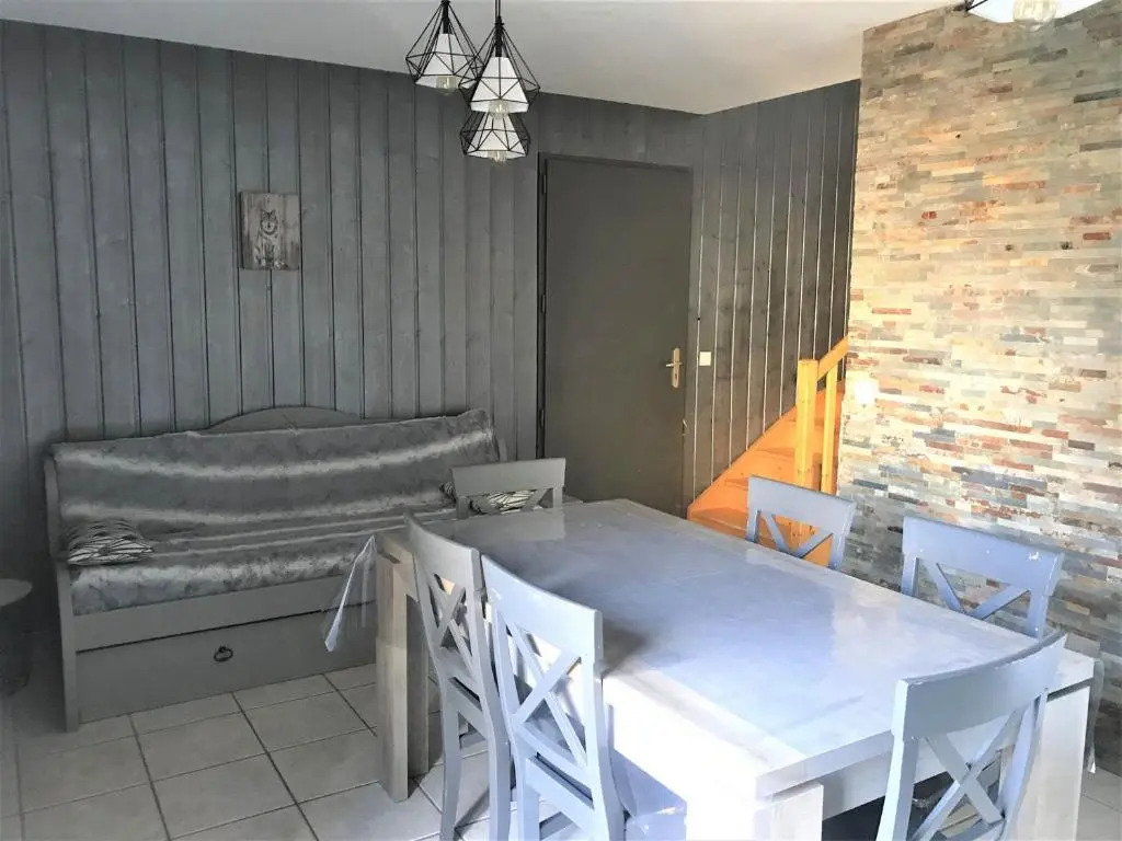 Chalet Mitoyen - 3 Pièces, 7 Pers. - Résidence Les Flocons du Soleil, La Joue du Loup, Dévoluy - FR-1-863-16
