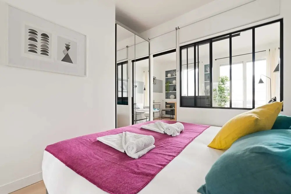 Chic Apartment Near the Champs-elysées