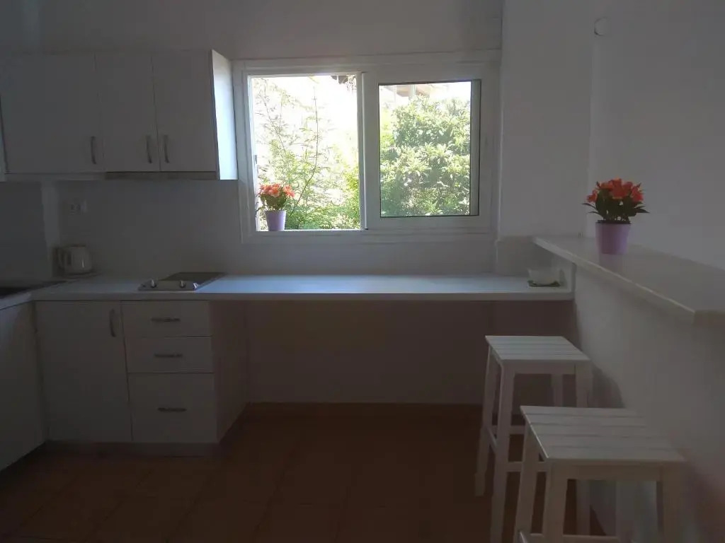 Qeparo Pano Rooms