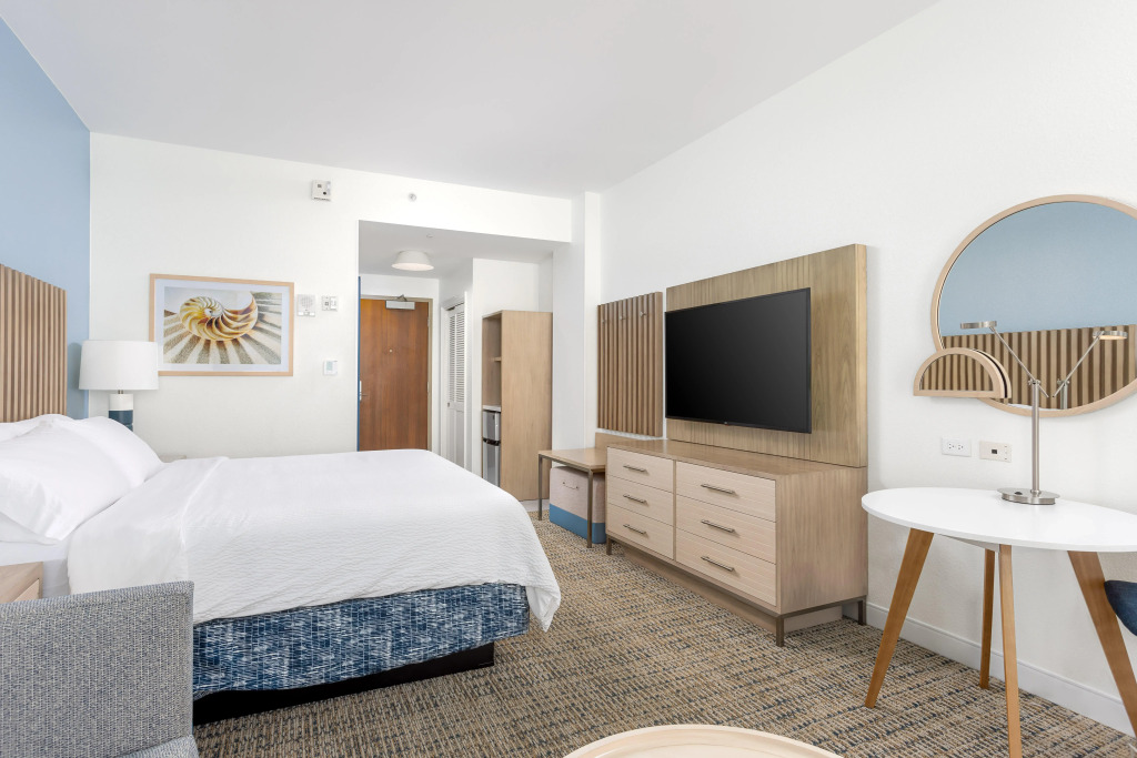Holiday Inn Resort Pensacola Beach Gulf Front by IHG