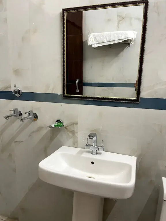 Hotel Paradise - Chandigarh