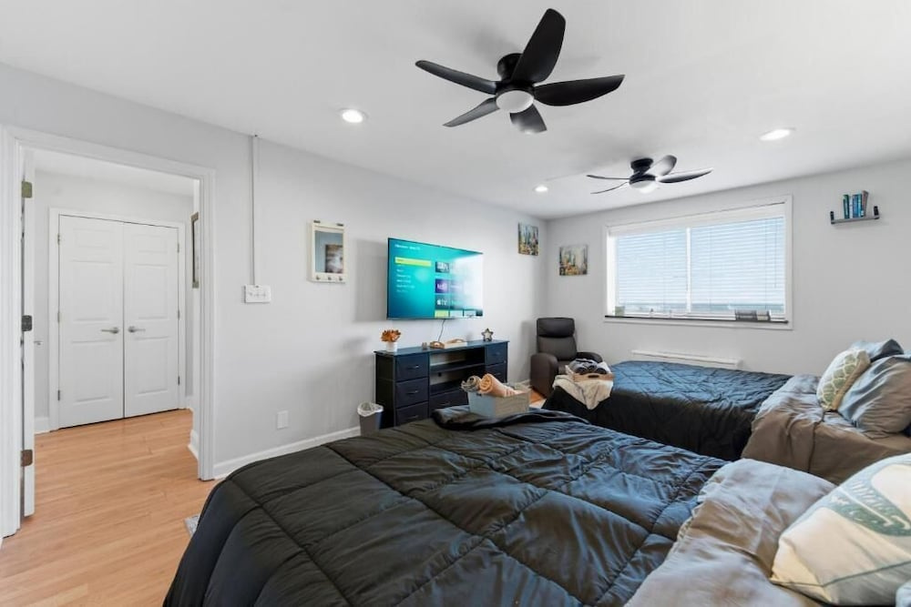 The ATL Sky Suite 3BR Downtown Penthouse