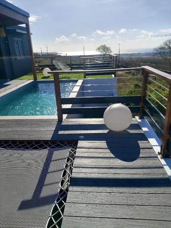 Villa élégante avec piscine privée à Saint Paul + Vue sur la mer