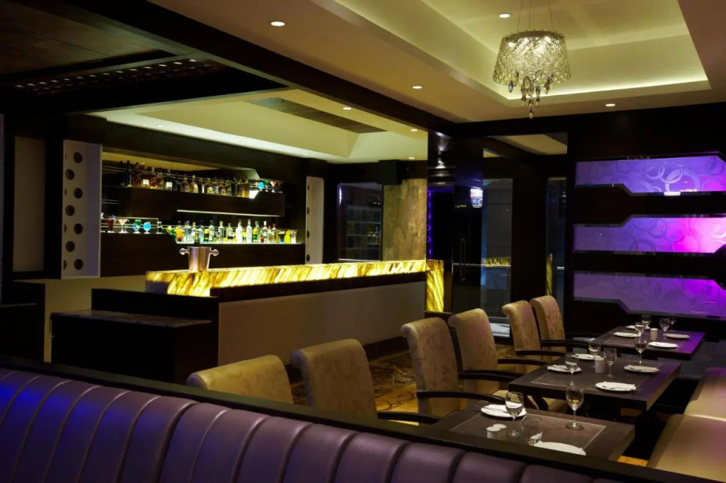 Club Emerald