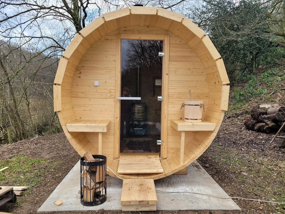 Holiday home with sauna and swimming pool