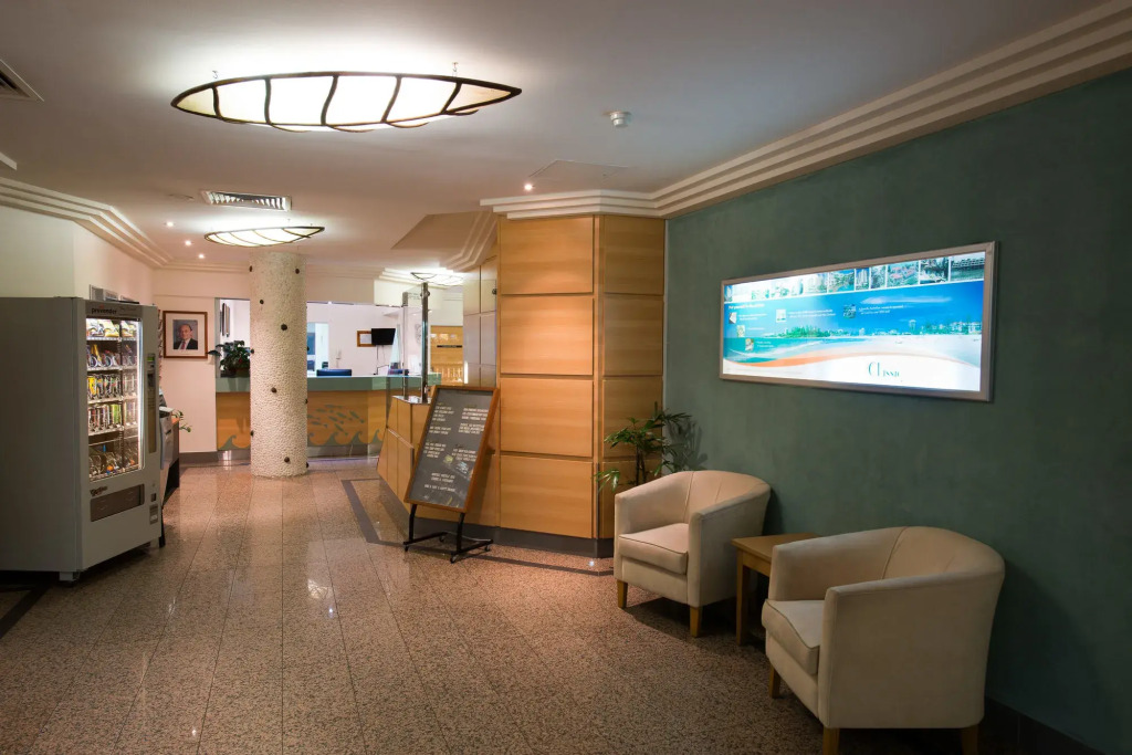Beachcomber International Resort
