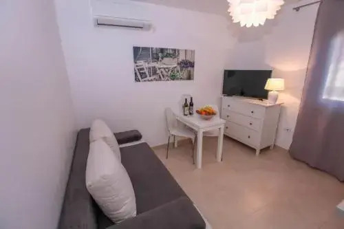 Apartments Zoya