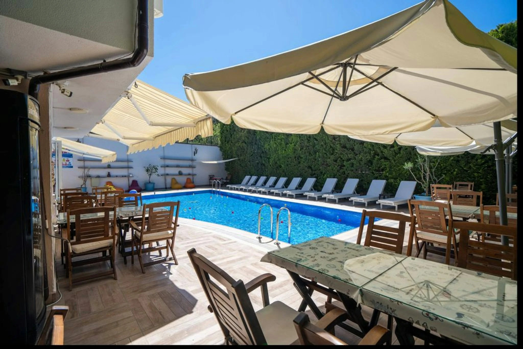 Cunda Giritlioğlu Otel