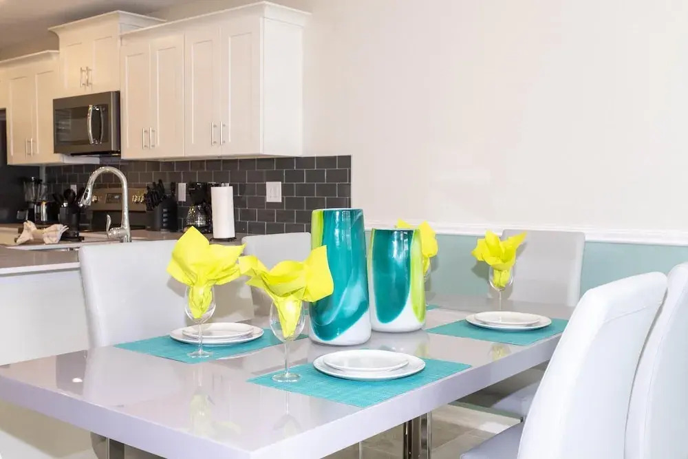 Wonderful 2 Bd Apartment Close to Disney Storey Lake 204 3180