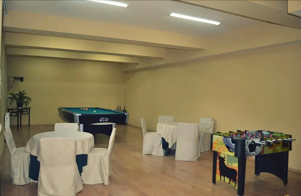 Motion Hotel
