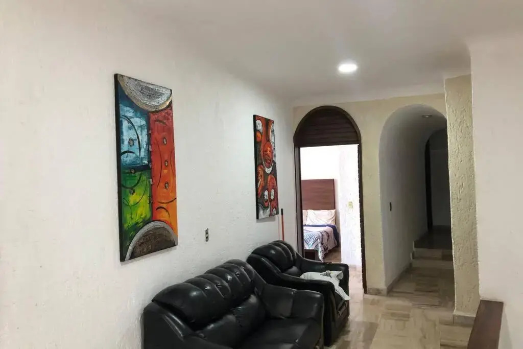 64 Peninsula del Capitan