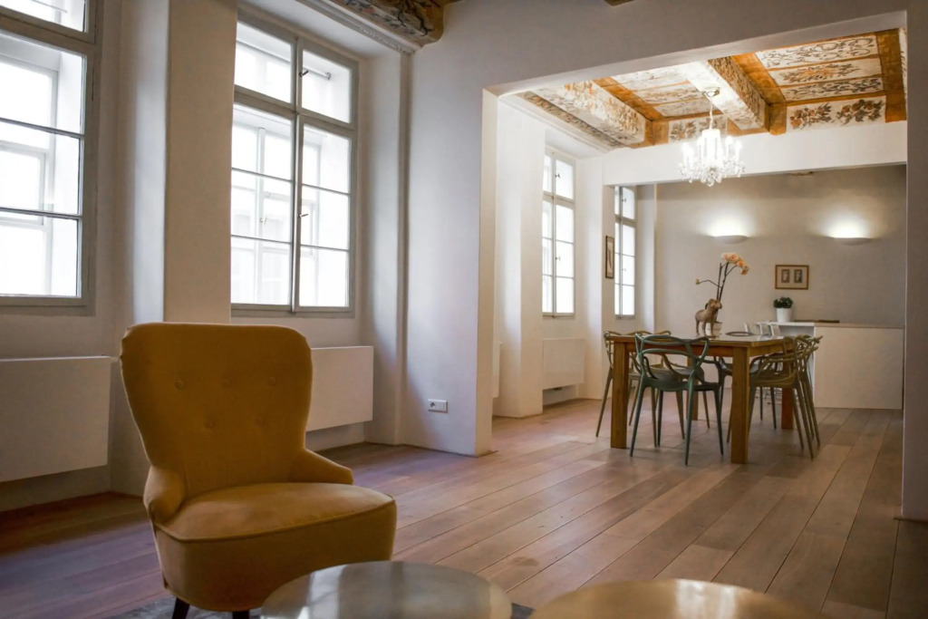 18th CENTURY BAROQUE RESIDENCE