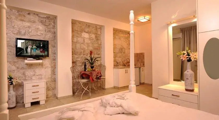 בראשית - סוויטות בוטיק בצפת העתיקה - Beresheet - Boutique Suites in the Old City